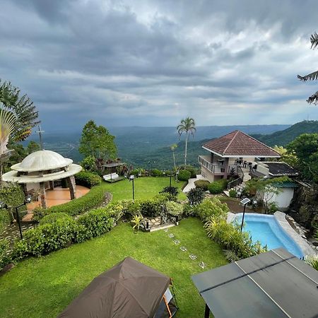 The Lakeview Suites Tagaytay City Exteriér fotografie