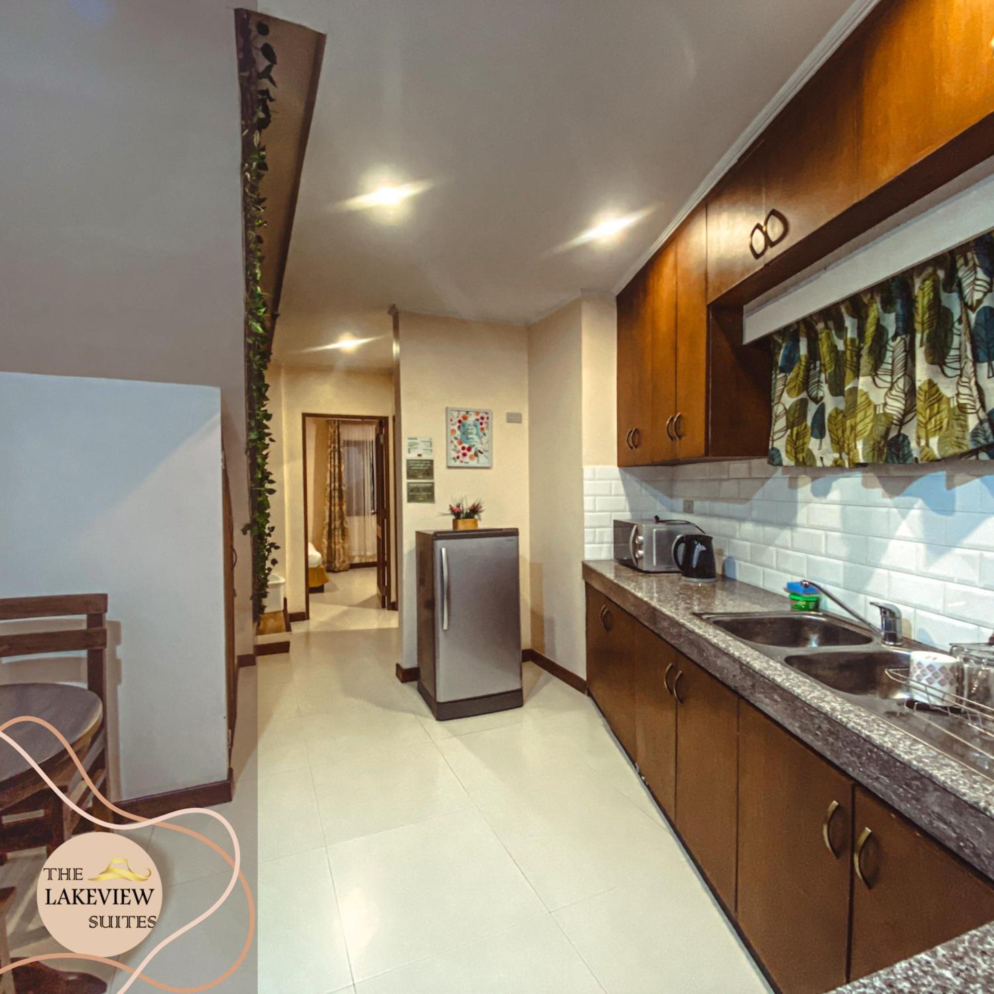 The Lakeview Suites Tagaytay City Exteriér fotografie